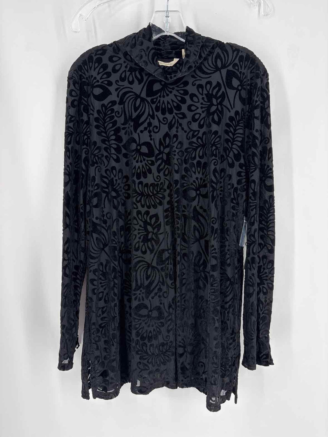 Size XL SOFT SURROUNDINGS Black Shirt