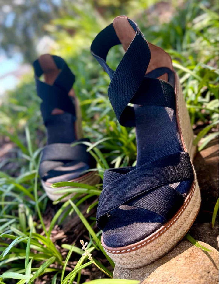 Shoe Size 8.5 Tory Burch Black Sandals