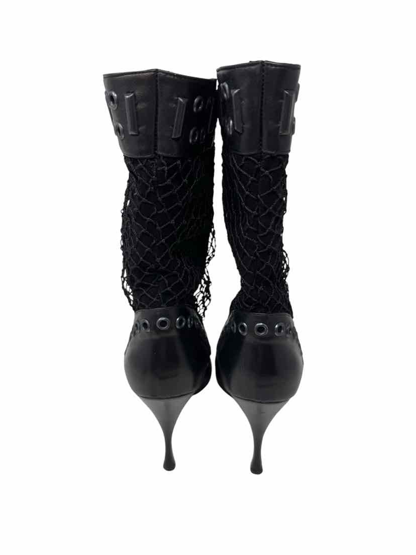 Shoe Size 38.5 BRIAN ATTWOOD Black Leather Boots