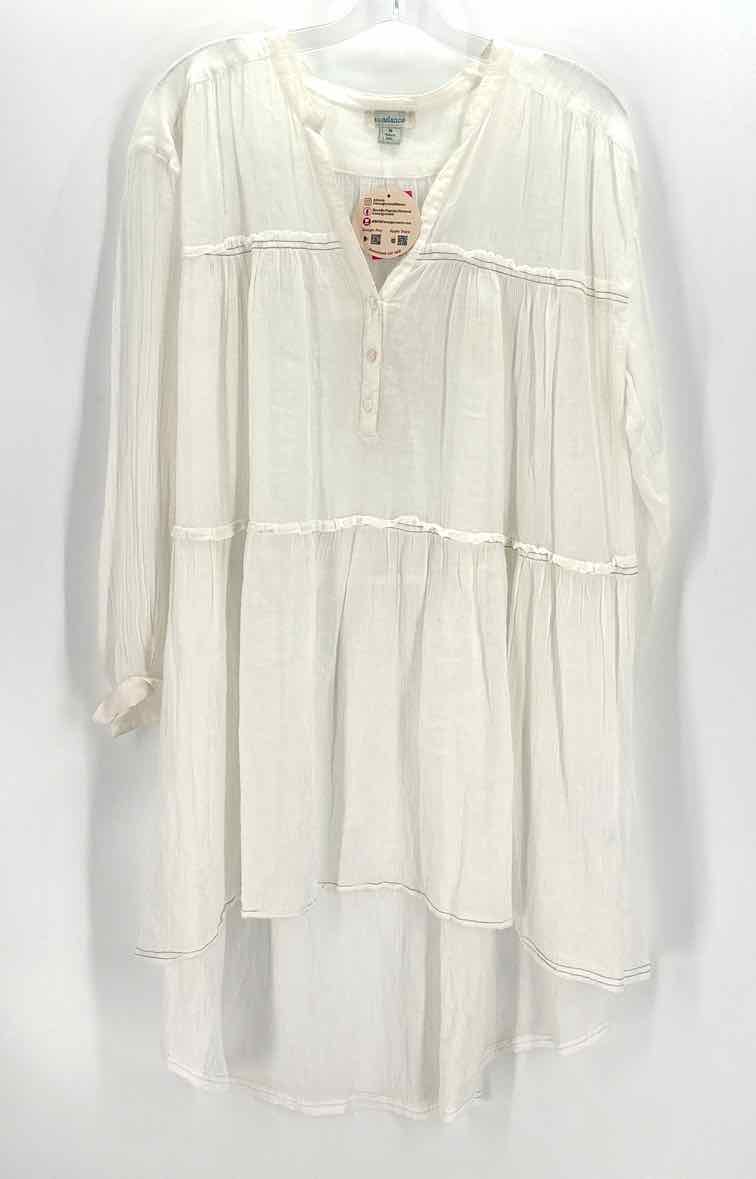 Size M sundance Ivory Shirt