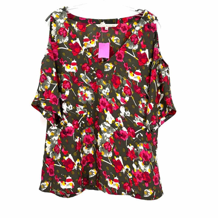 Size L RACHEL ROY Green Shirt