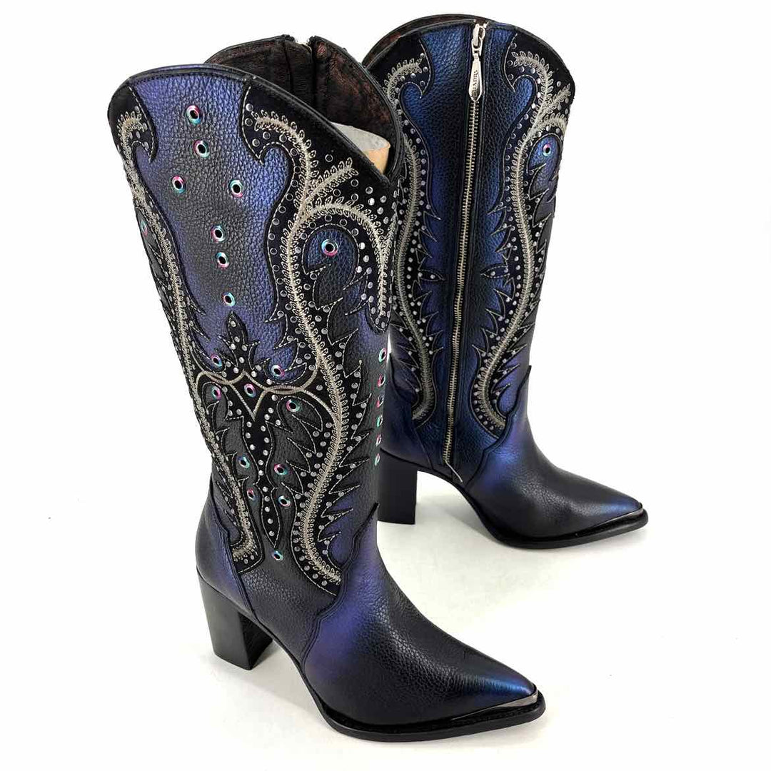 Shoe Size 9.5 Black Leather Boots