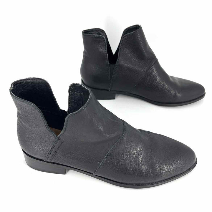 Shoe Size 8.5 LUCKY Black Leather Boots