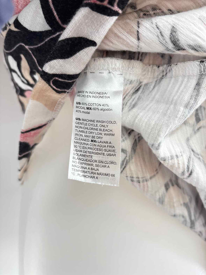 Size L Chico's Multi-Color Shirt