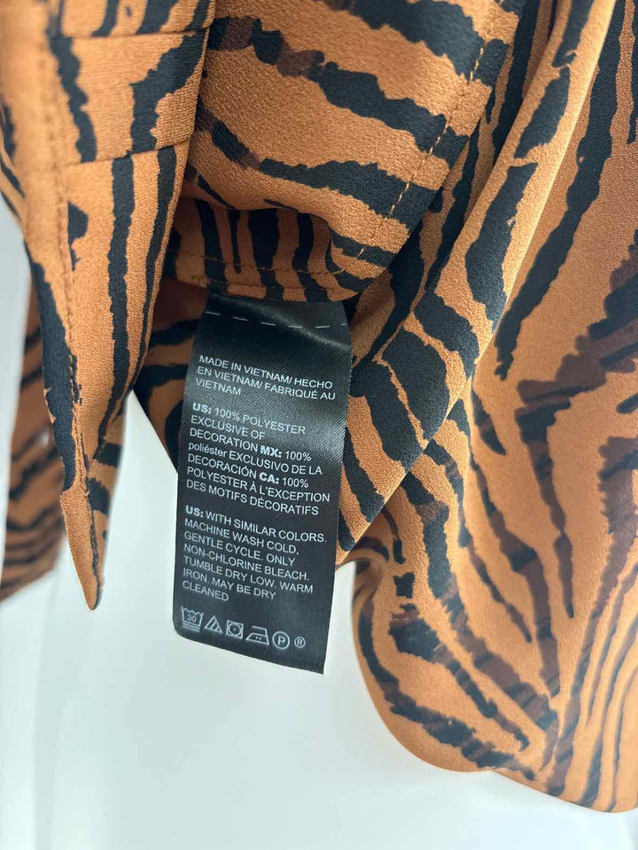 Size M White House Black Market Brown Print Shirt