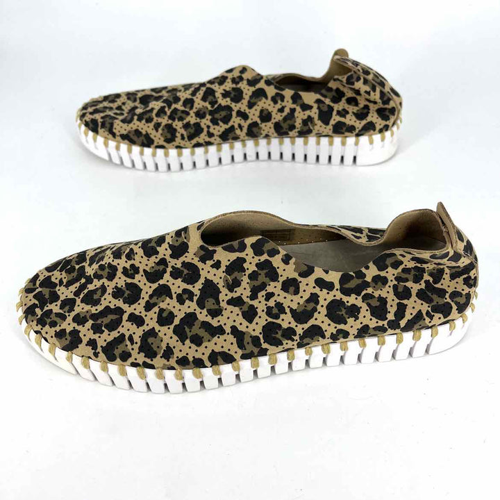 Shoe Size 37 ILSE JACOBSEN Tan Flats