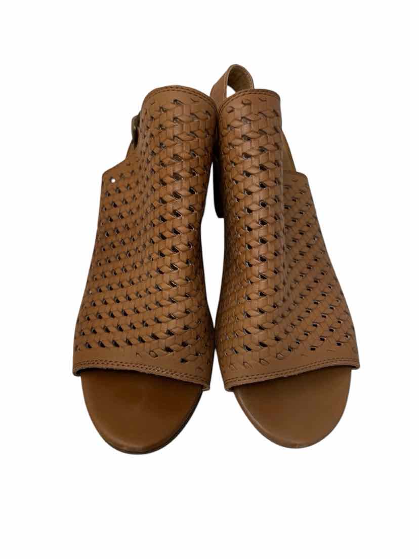 Shoe Size 8.5 LUCKY Brown Sandals