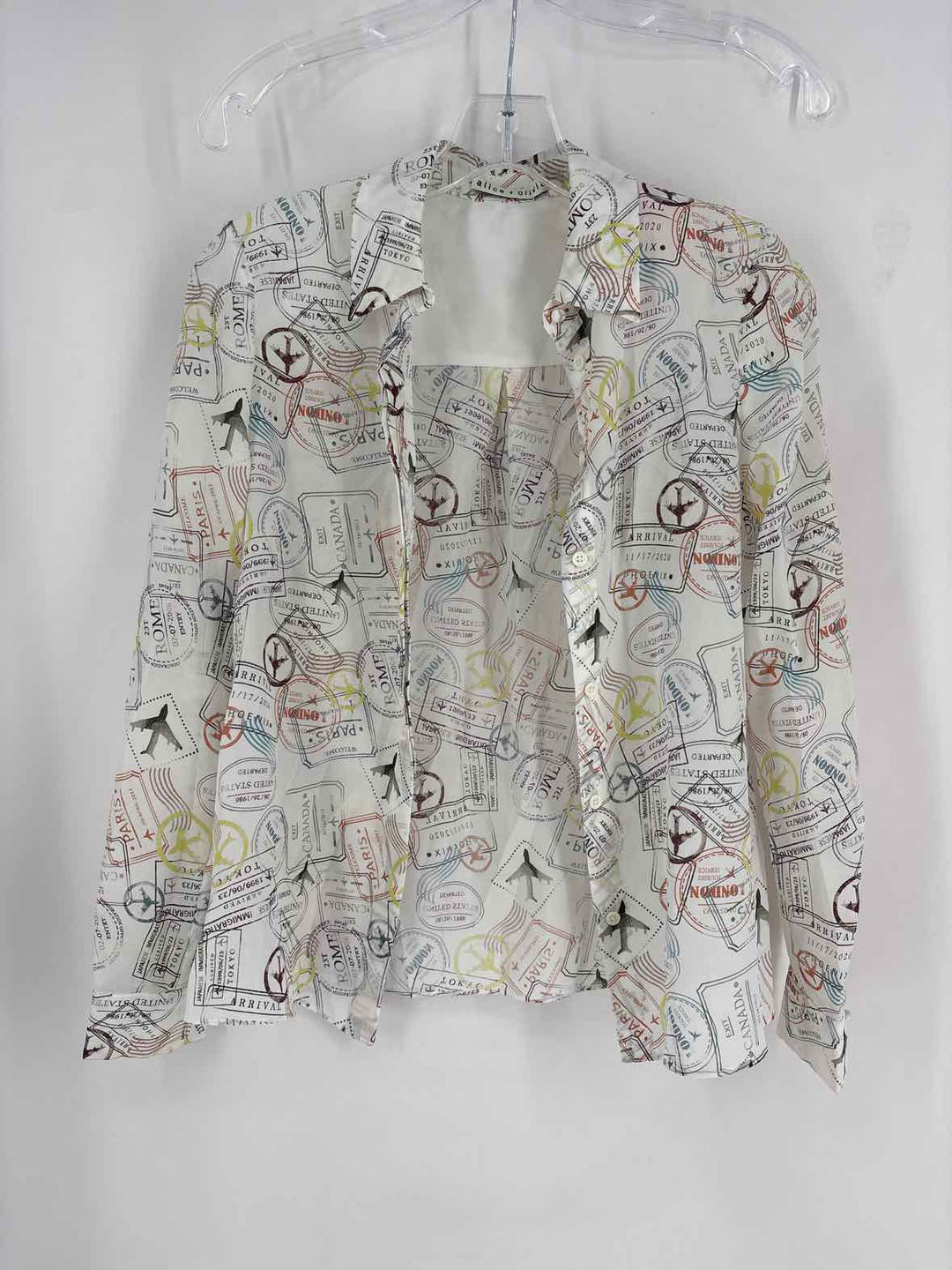 Size XS Alice + Olivia White Print Shirt