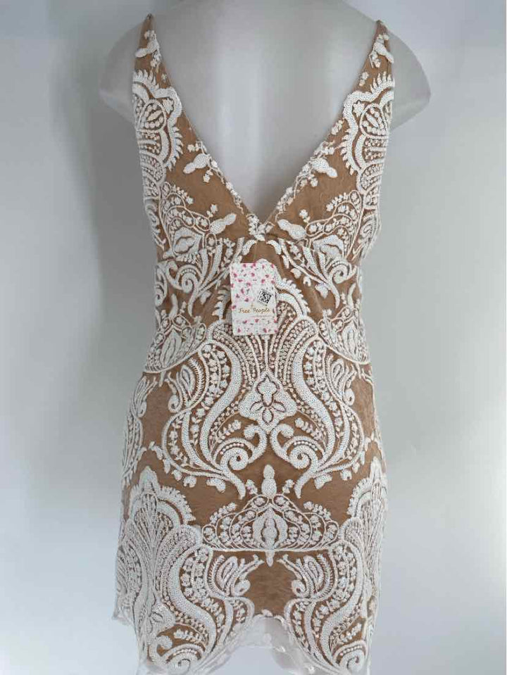 Size 6 FREE PEOPLE White Dress