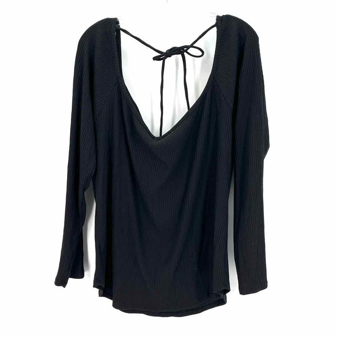 Size 3X Black Shirt
