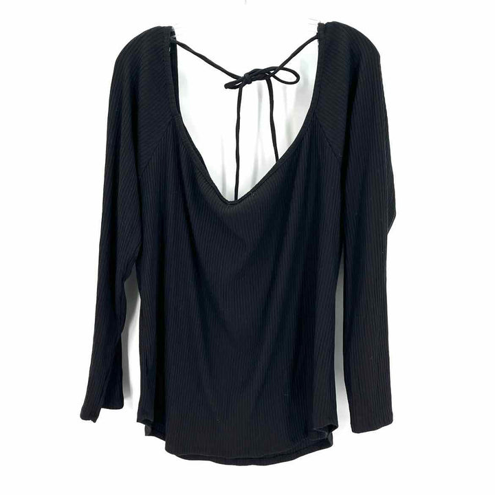 Size 3X Black Shirt