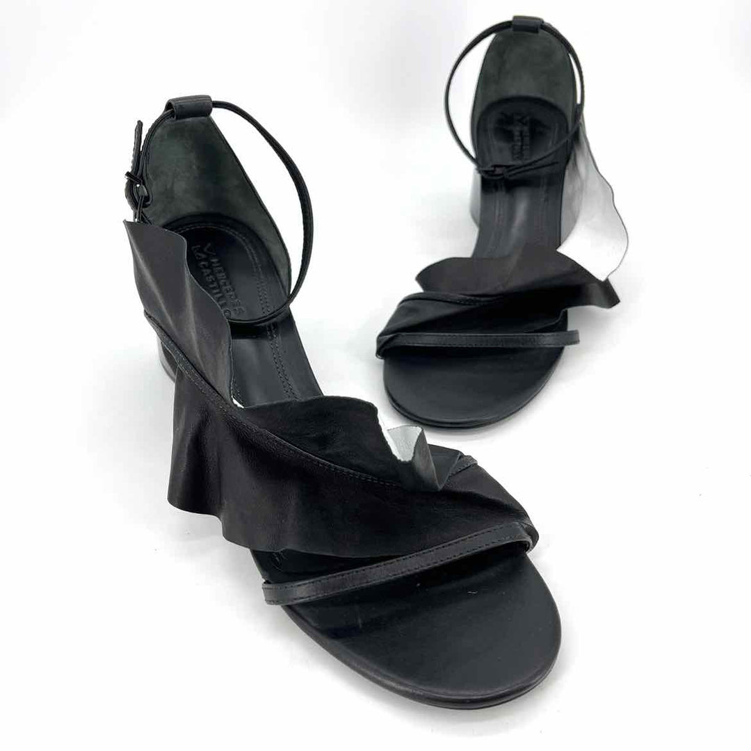 Shoe Size 10.5 Black Leather Sandals