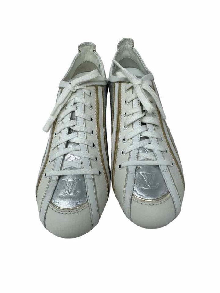 Shoe Size 38 Louis Vuitton Silver Leather Luxury - Sneakers