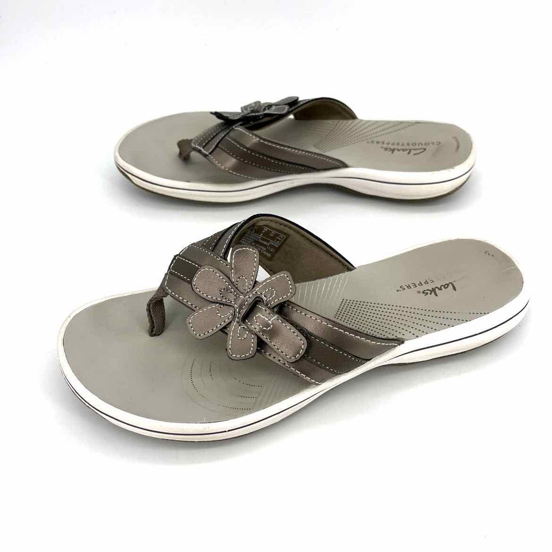 Shoe Size 8 CLARKS Silver Sandals