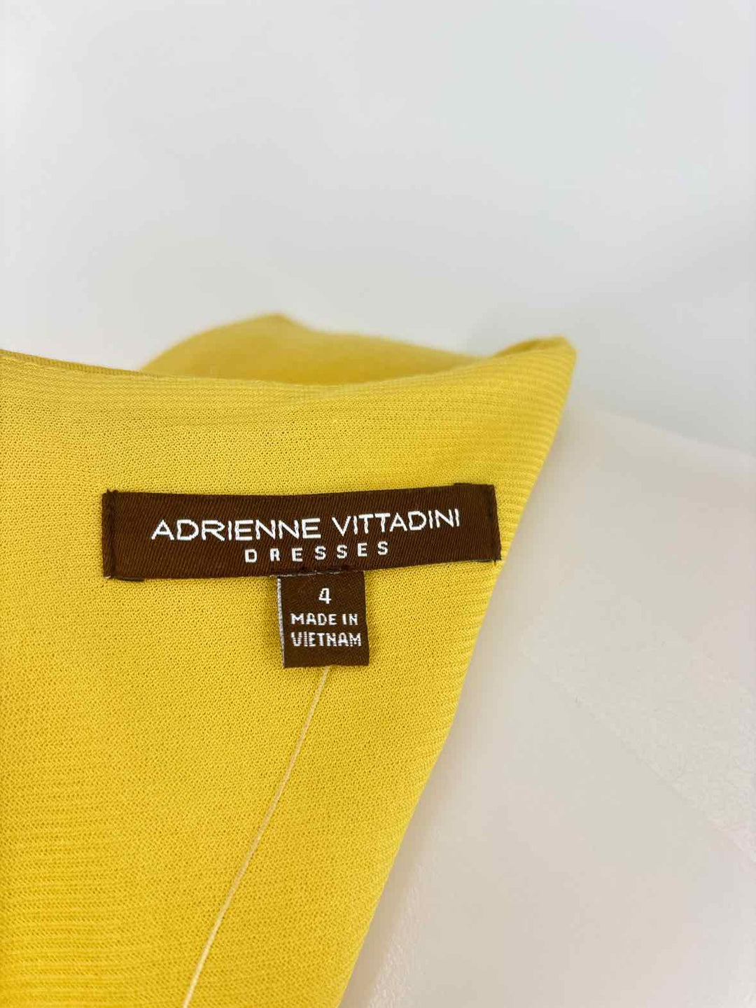 Size 4 ADRIENNE VITTADINI Yellow Dress