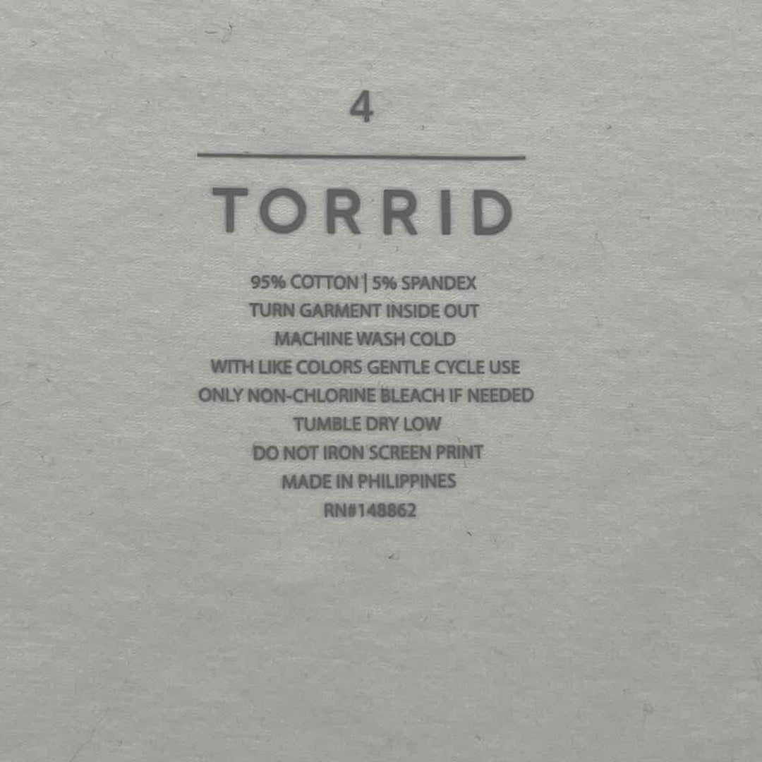 Size 26 Torrid White Shirt