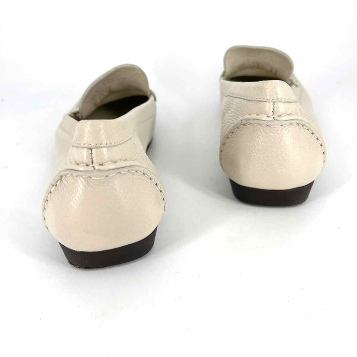Shoe Size 9.5 Talbots Ivory Leather Loafers
