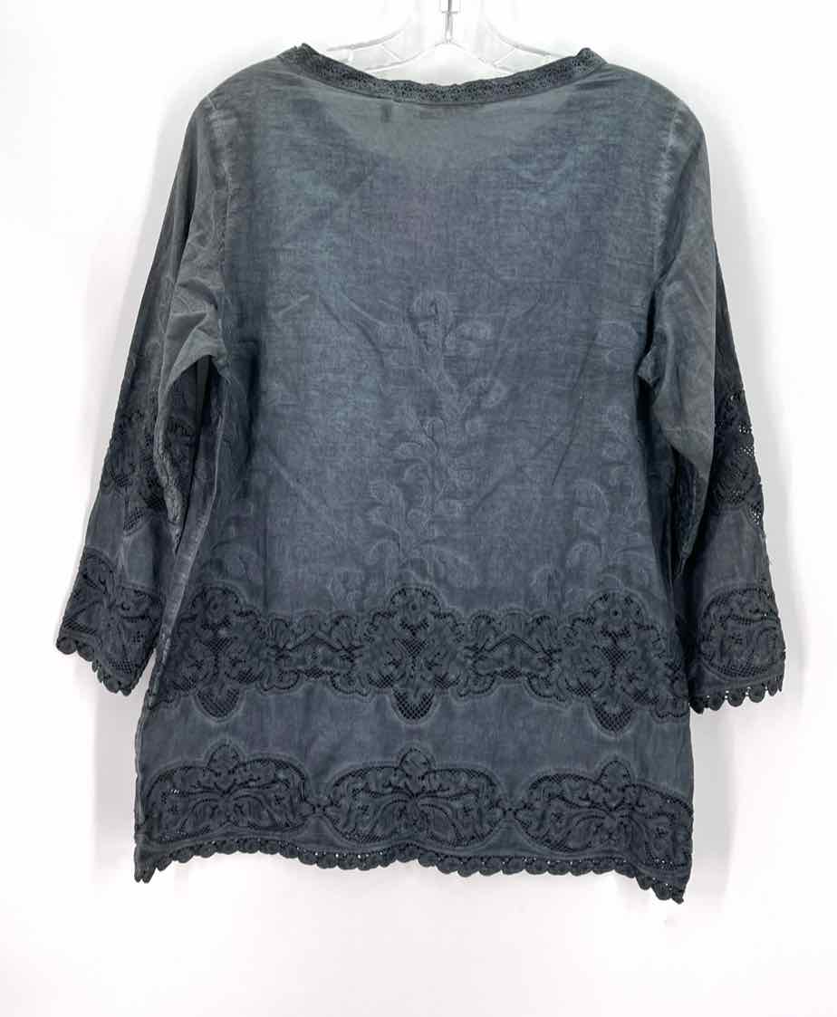 Size Petite SOFT SURROUNDINGS Blue Shirt