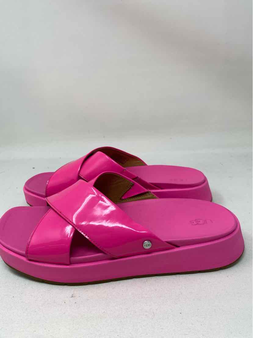 Shoe Size 9.5 Ugg Pink Sandals