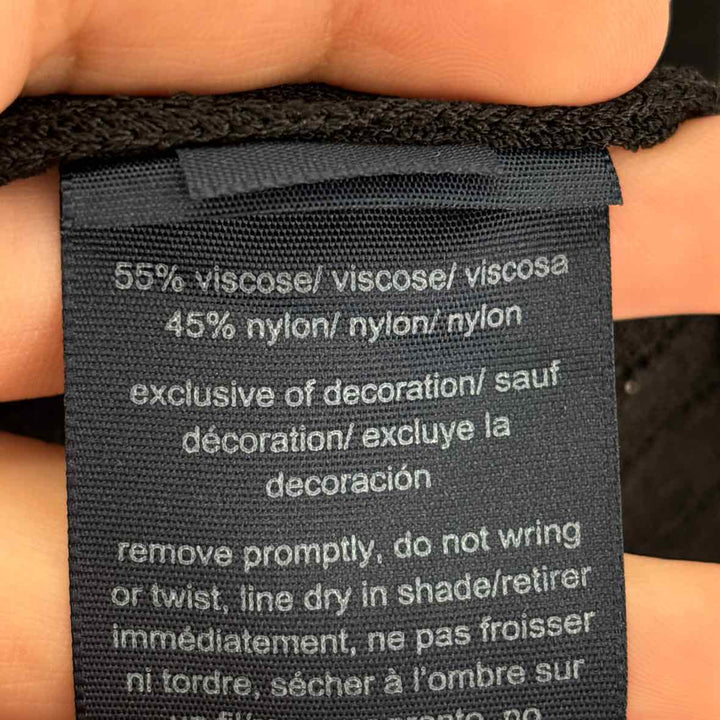 Size M/L TOMMY HILFIGER Black Sweater