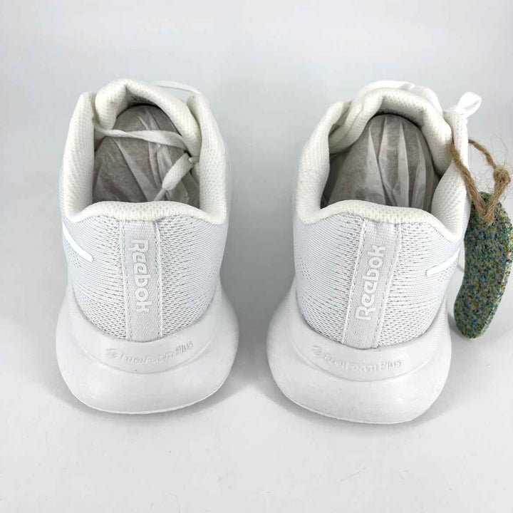 Shoe Size 8 Reebok White Knit Sneakers