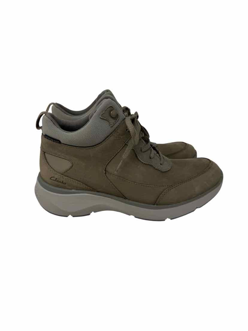 Shoe Size 8.5 CLARKS Sage Leather Boots
