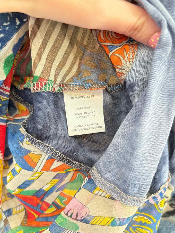 Size M Blue Print Shirt