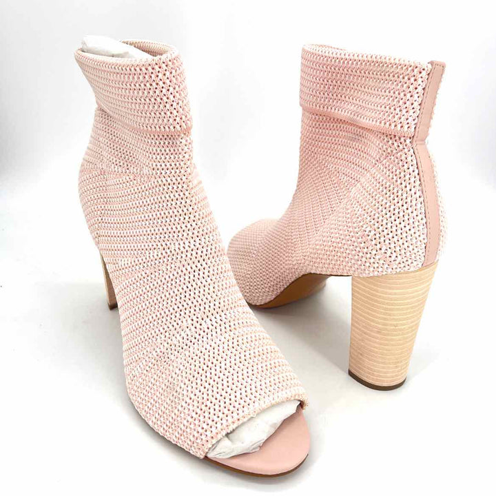 Shoe Size 10 AVEC LES FILLES Pink Sandals