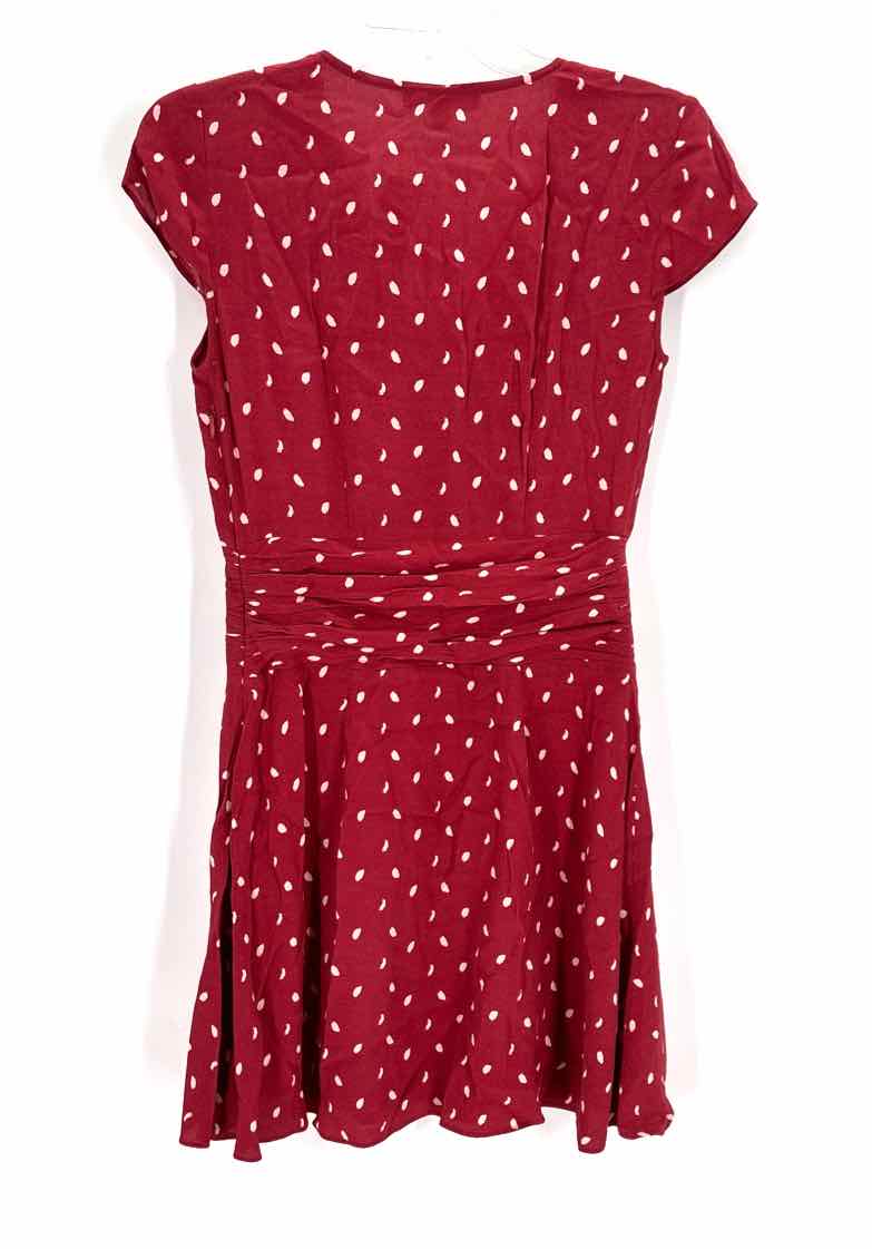 Size XS CHELSEA28 Red Print Dress
