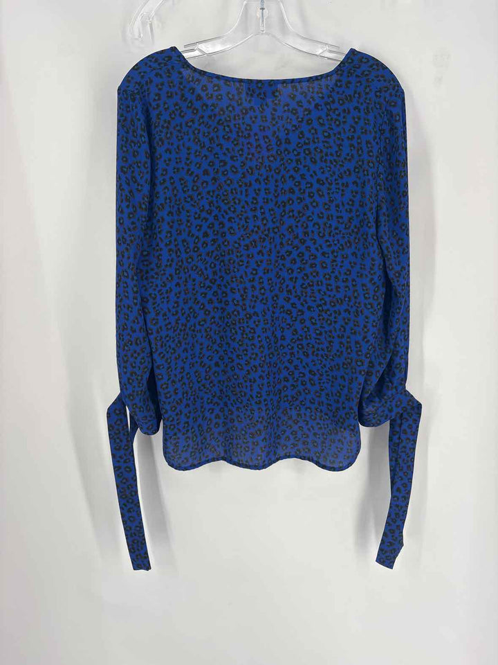 Size M CECE Blue Print Shirt