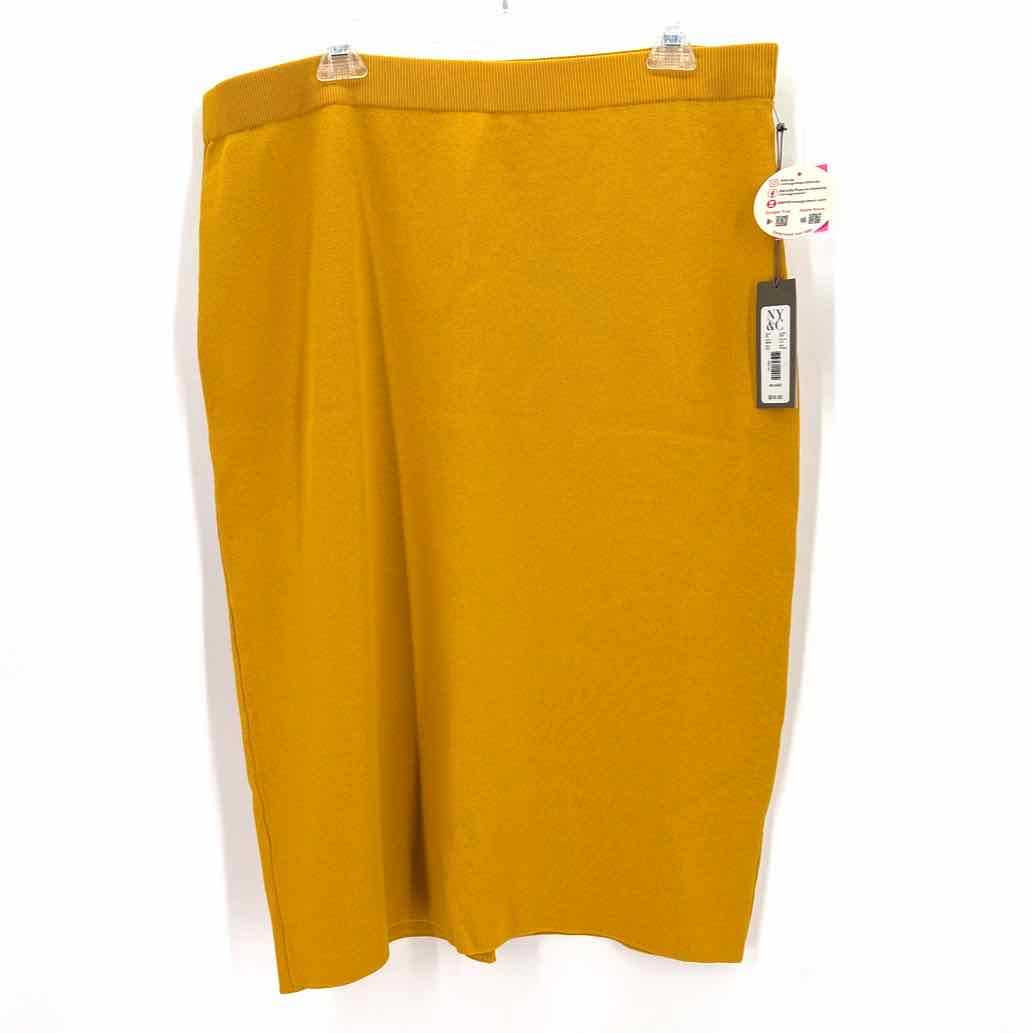 Size XXL NY &amp; CO Mustard Knit Skirt