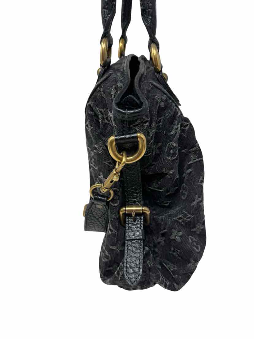 Louis Vuitton Luxury - Purse