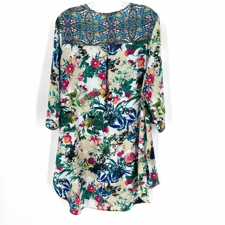 Size XL NEW DIRECTION Multi-Color Shirt