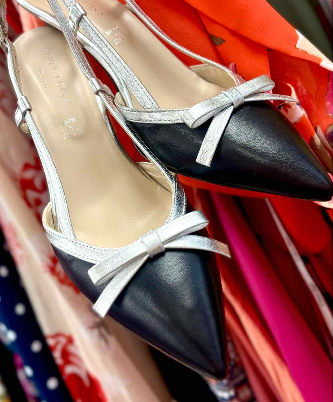 Shoe Size 8 Multi-Color Leather Pumps