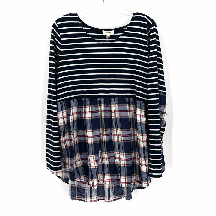Size L Umgee Navy Knit Shirt