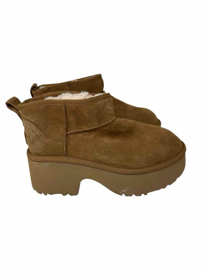 Shoe Size 9 Ugg Tan Suede Boots