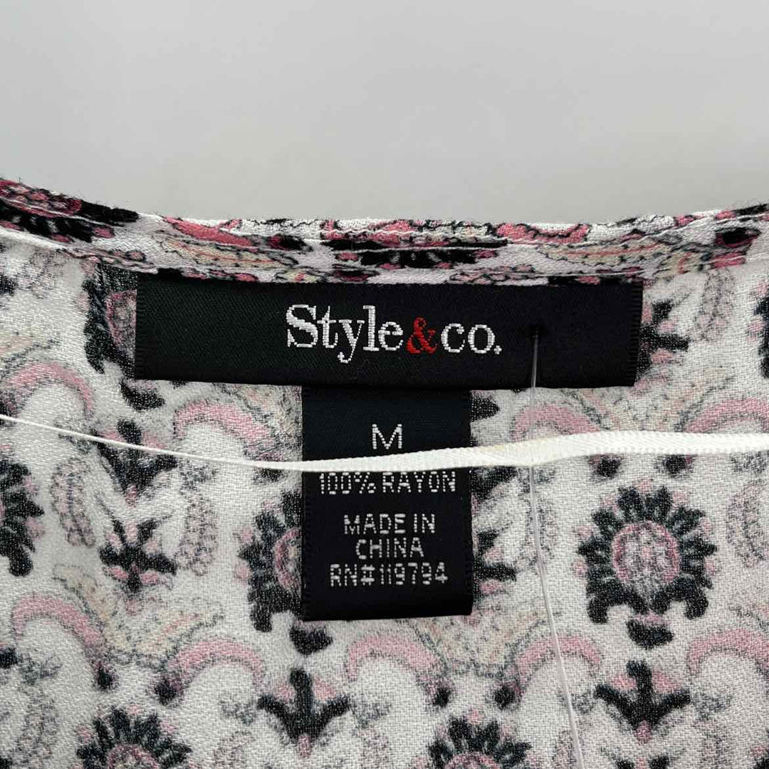 Size M Style & Co Multi-Color Knit Shirt