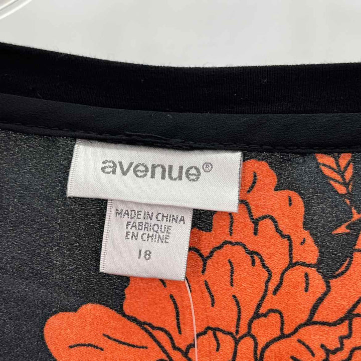 Size 18 AVENUE Black Shirt