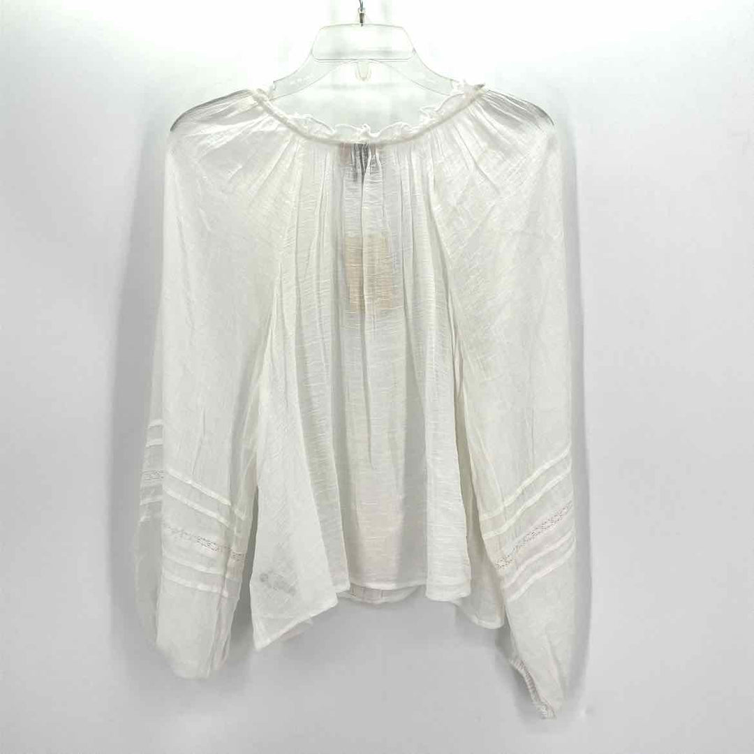 Size M UNIVERSAL THREAD White Shirt