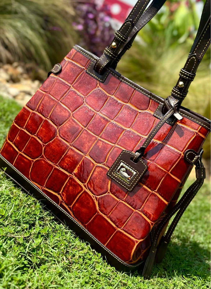 Dooney & Bourke Purse
