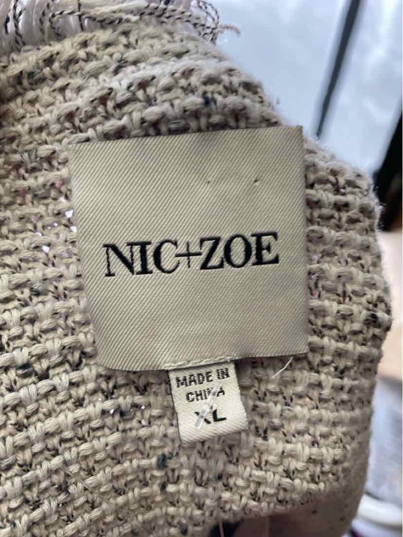 Size XL NIC + ZOE Gray Sweater
