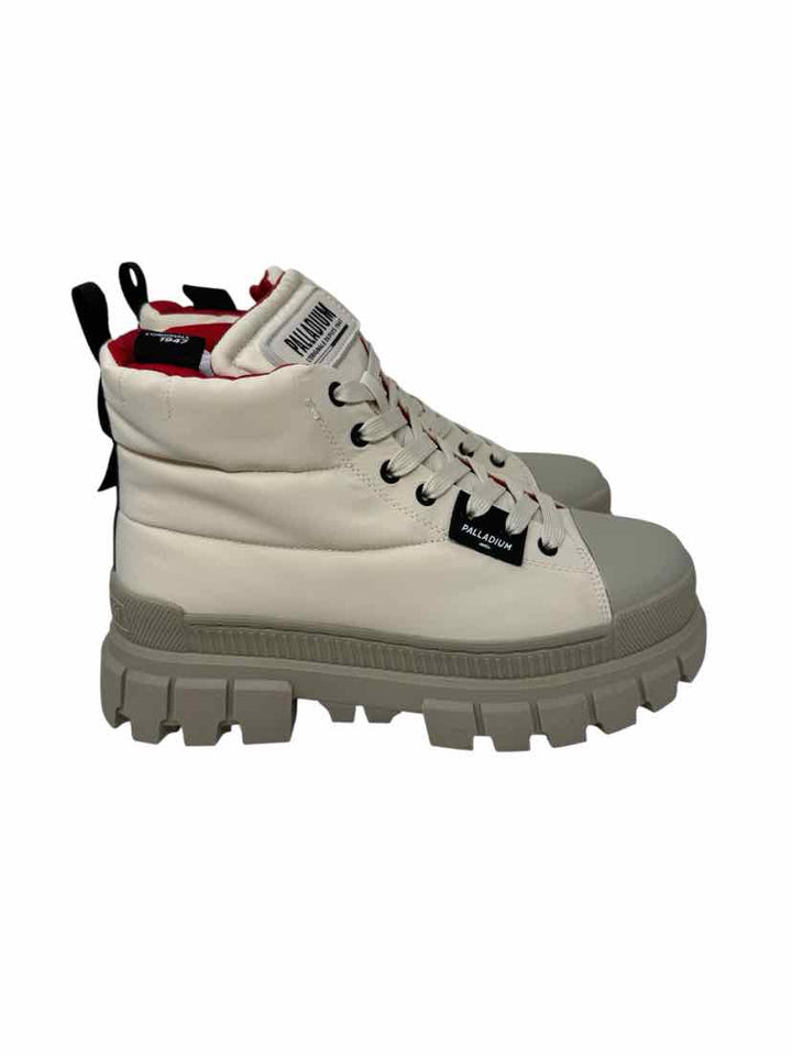 Shoe Size 10 Ivory Boots
