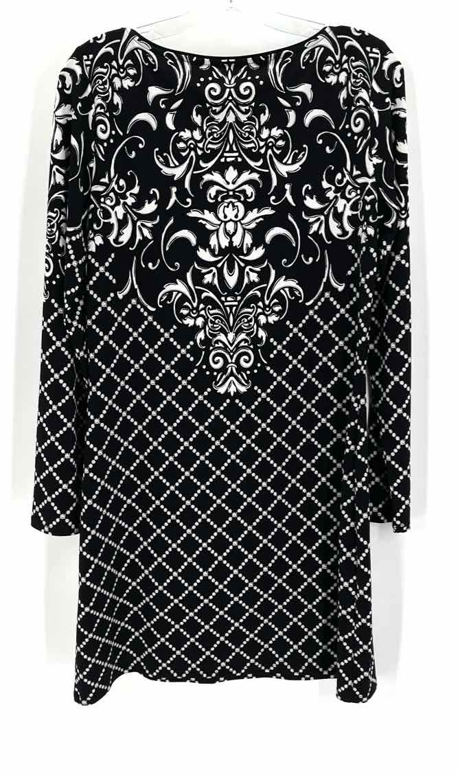 Size M White House Black Market Black Dress