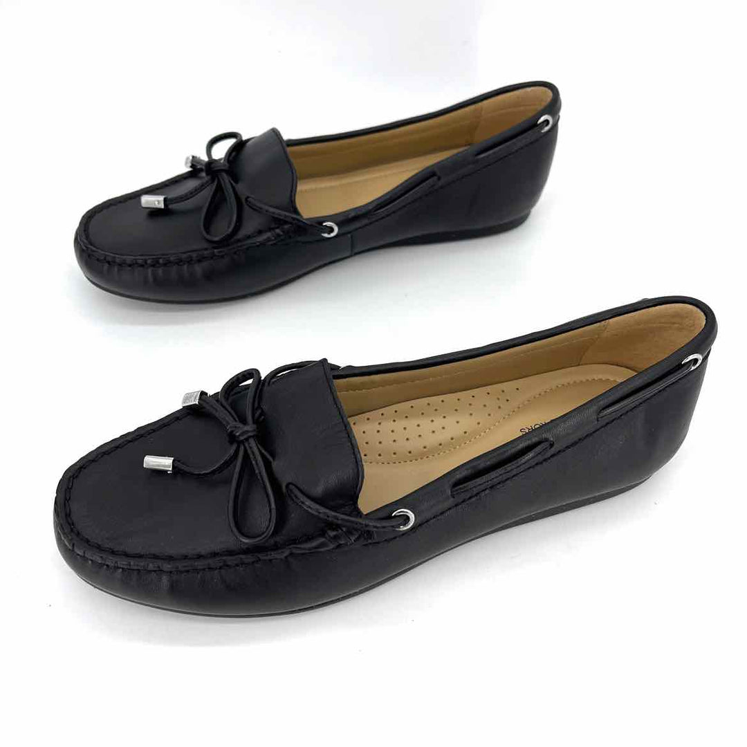 Shoe Size 7.5 Michael Kors Black Leather Loafers