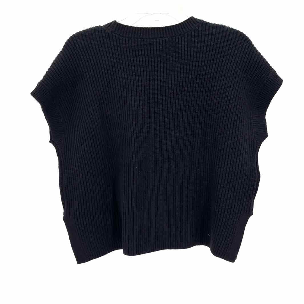 Size M Black Sweater