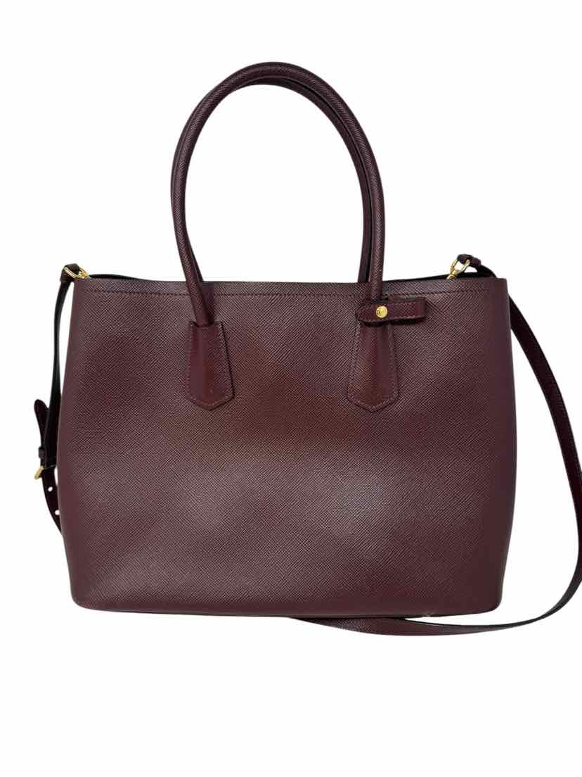 PRADA Luxury - Purse