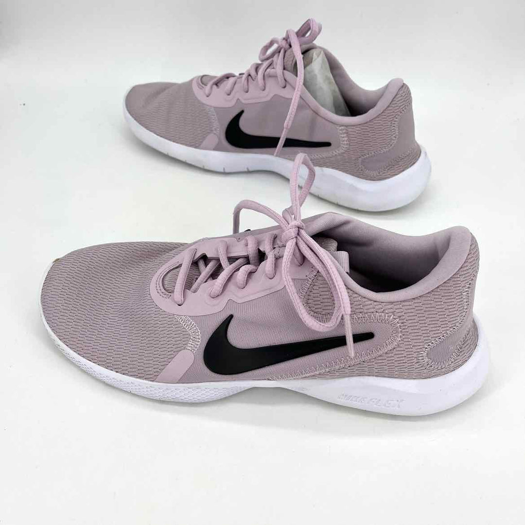 Shoe Size 9 Nike Lilac Knit Sneakers