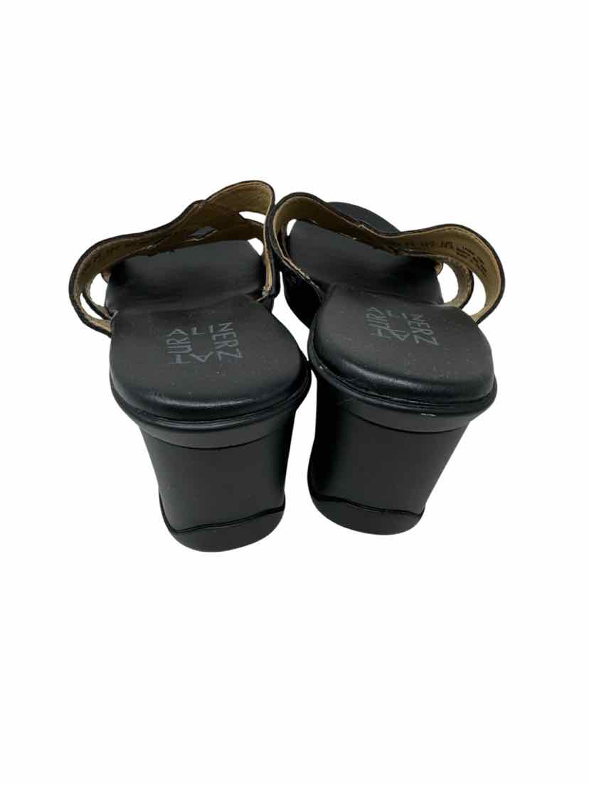Shoe Size 8.5 Naturalizer Black Sandals