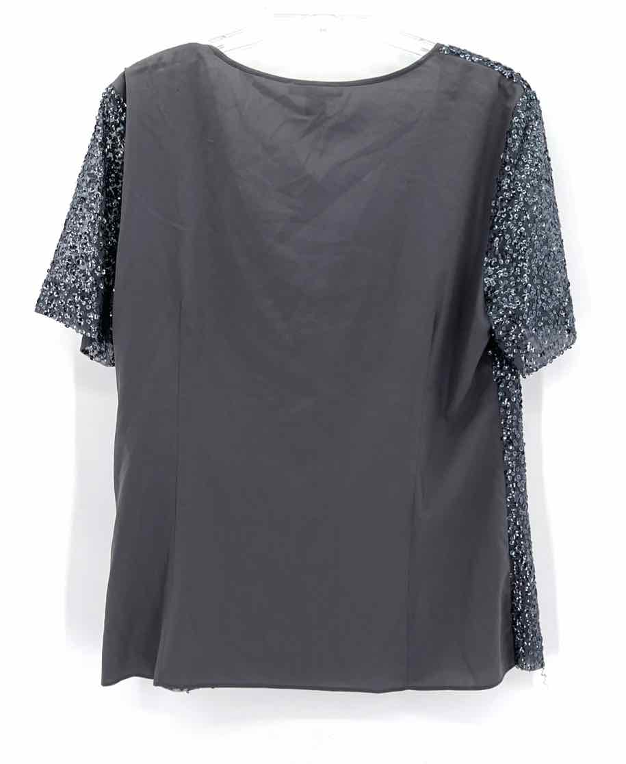 Size 10 ST JOHN Gray Shirt