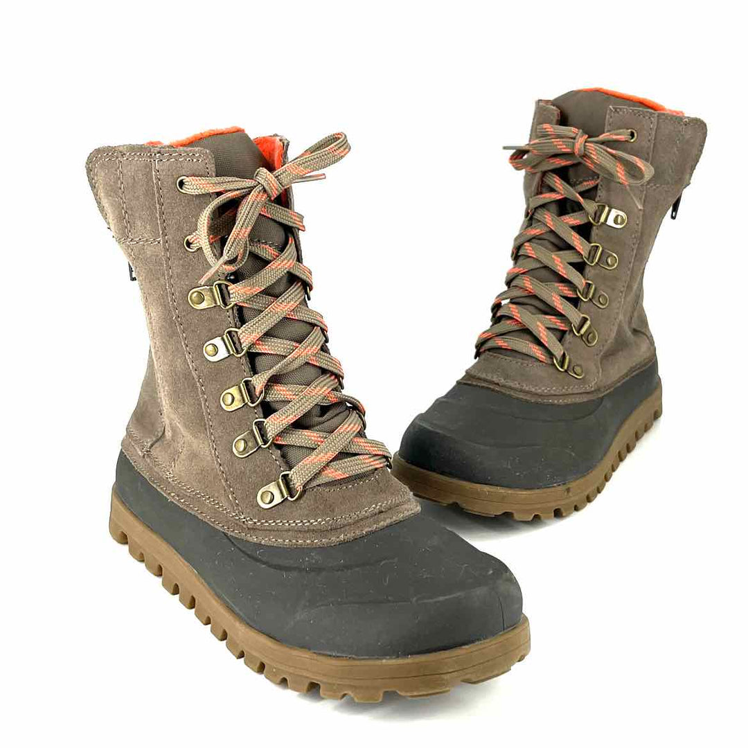 Shoe Size 7 BARE TRAPS Multi-Color Boots